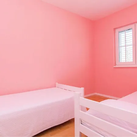 Two-bedroom In Appartement