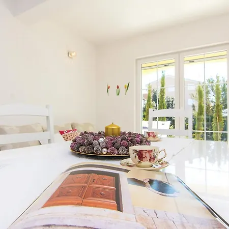 Two-bedroom In Appartement