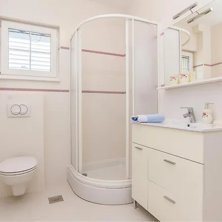 Two-bedroom In Pakostane